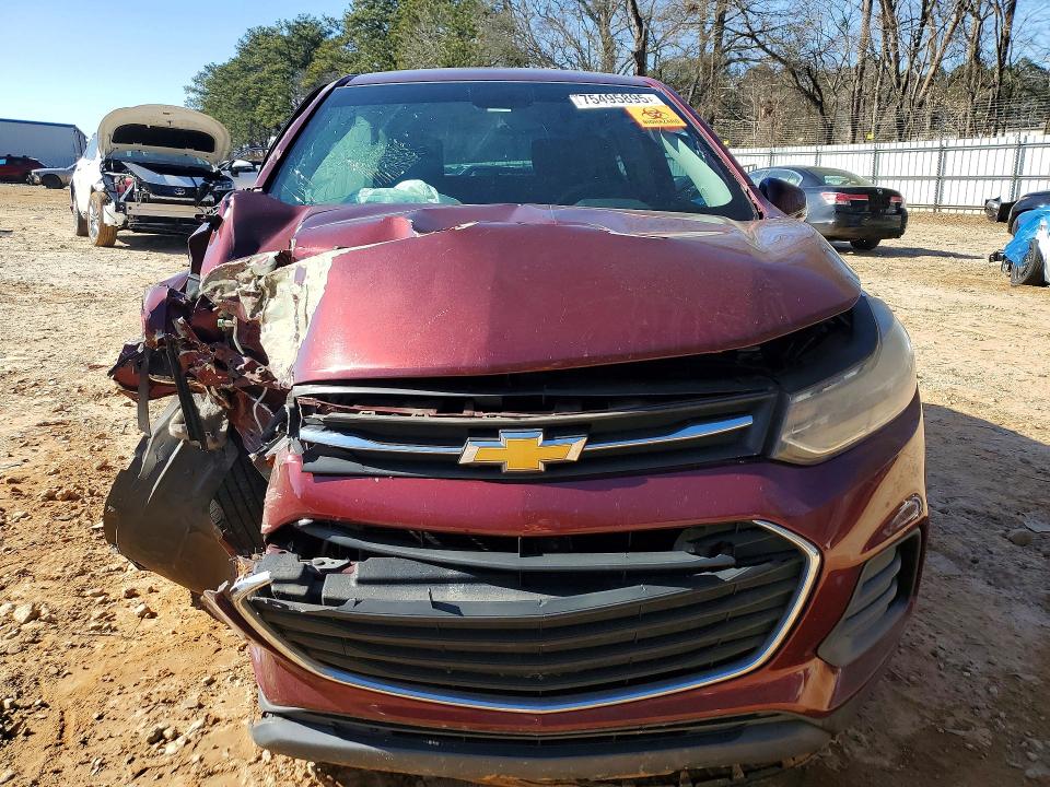 Photo 5 from auction – 2017 CHEVROLET TRAX with VIN 3GNCJKSB0HL230115