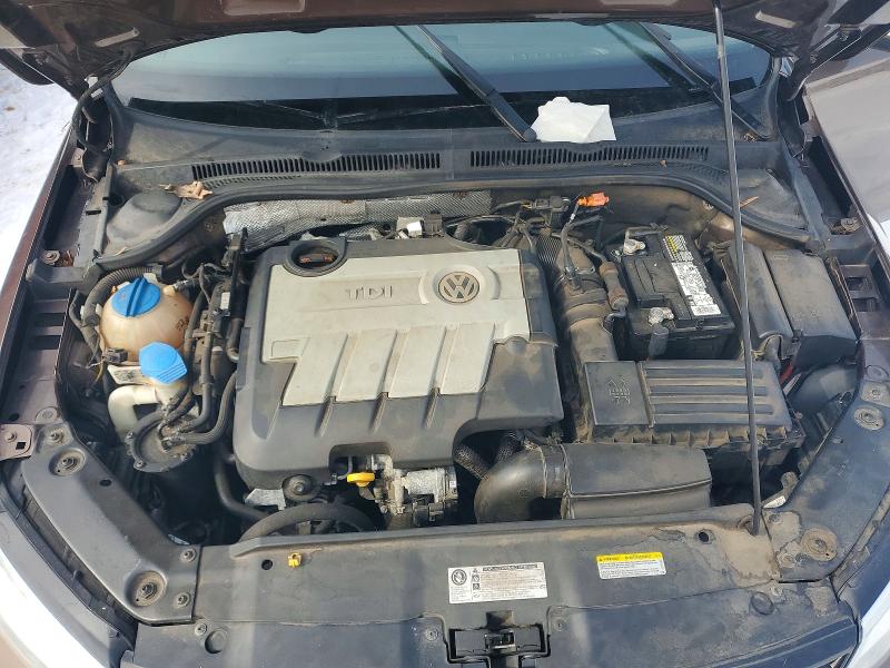 Photo 11 from auction – 2014 VOLKSWAGEN JETTA TDI with VIN 3VWLL7AJ9EM378159