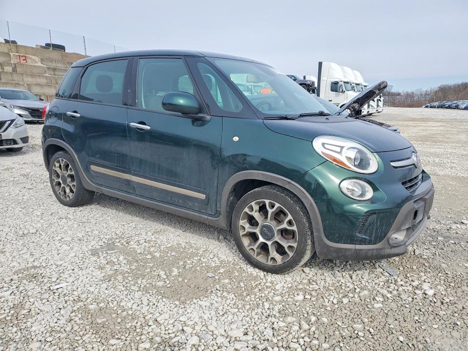 Photo 4 from auction – 2014 FIAT 500L with VIN ZFBCFADH3EZ018936