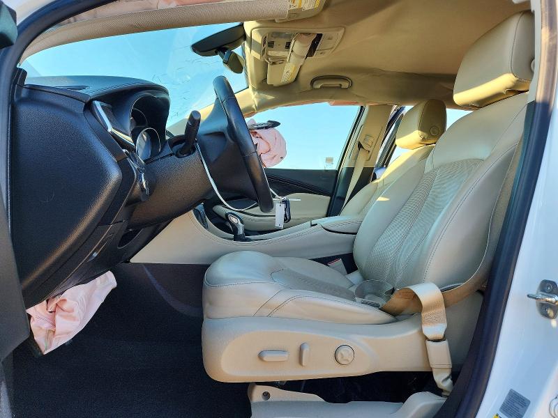 Photo 7 from auction – 2020 BUICK ENVISION with VIN LRBFXCSA4LD178938