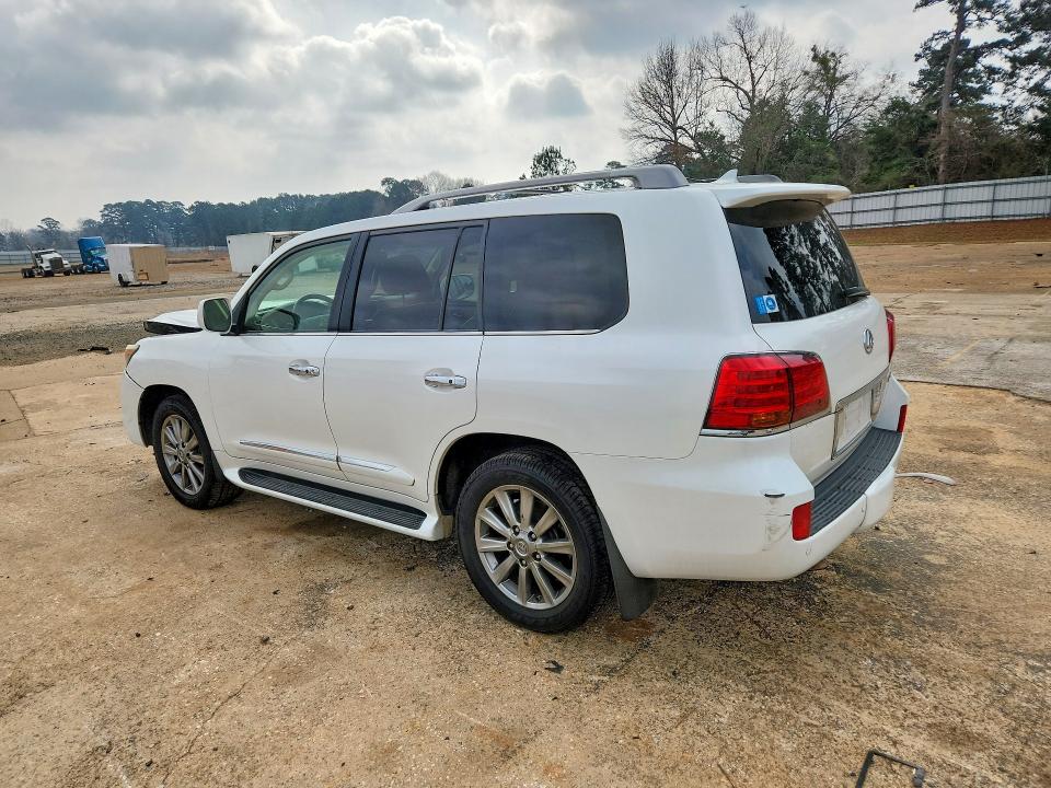 Photo 2 from auction – 2011 LEXUS LX 570 with VIN JTJHY7AX1B4075475
