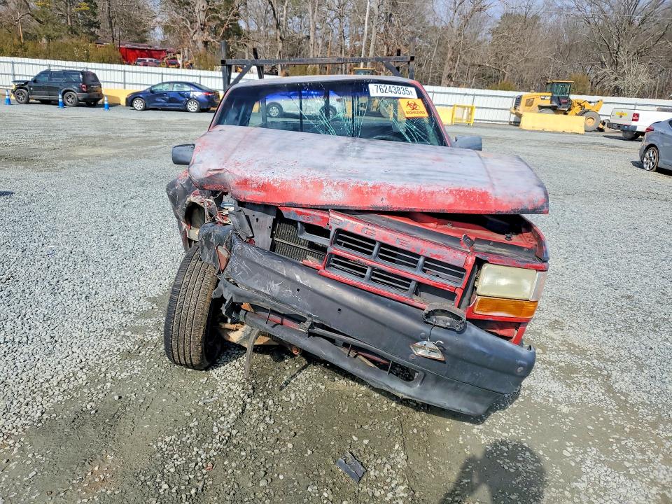 Photo 5 from auction – 1993 DODGE DAKOTA with VIN 1B7FL26G7PS157637