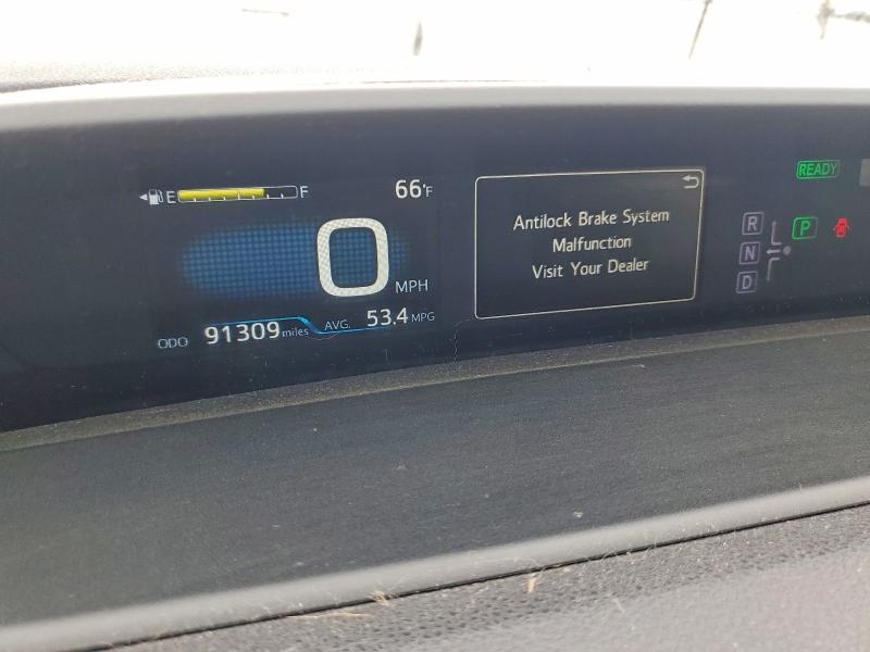 Photo 9 from auction – 2016 TOYOTA PRIUS with VIN JTDKBRFU1G3523831