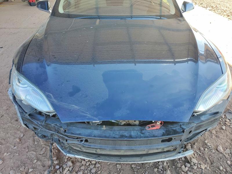 Photo 11 from auction – 2013 TESLA MODEL S with VIN 5YJSA1DN0DFP06006