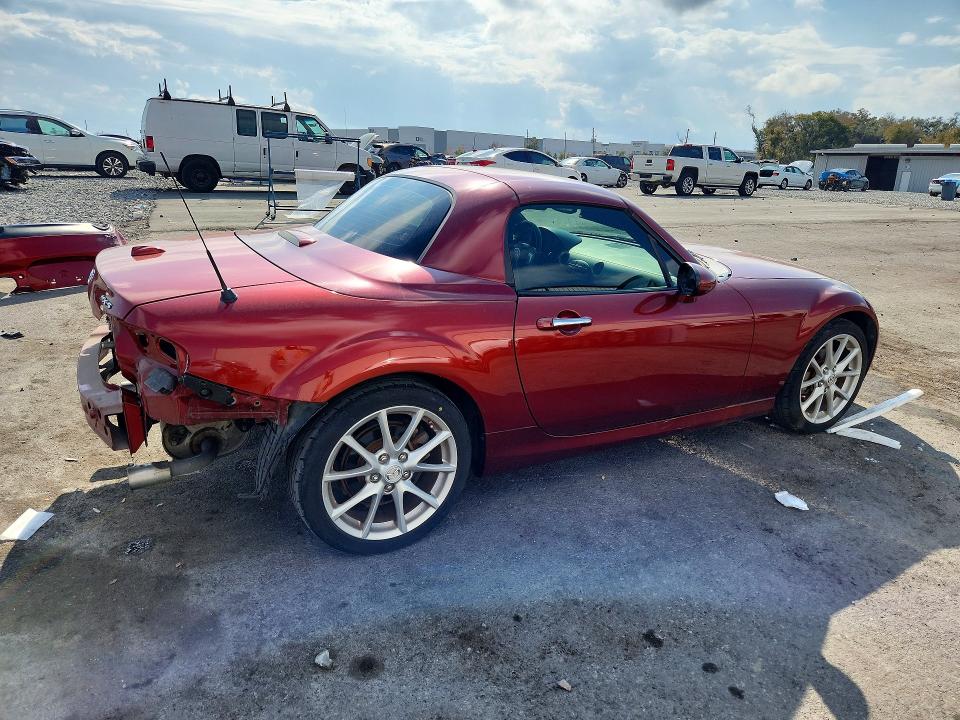 Photo 3 from auction – 2011 MAZDA MX-5 MIATA with VIN JM1NC2PF0B0215061