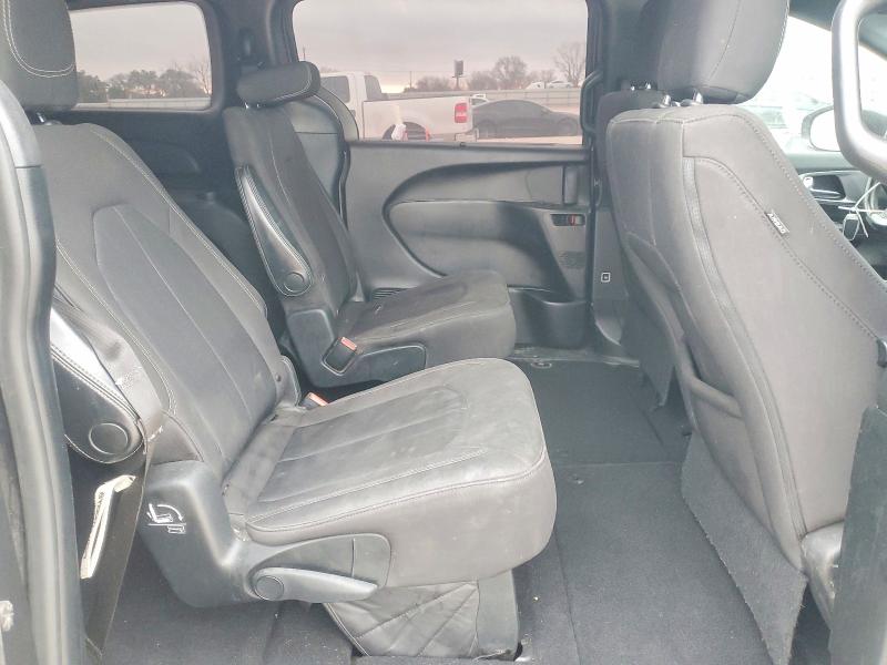 Photo 11 from auction – 2019 CHRYSLER PACIFICA T with VIN 2C4RC1FG1KR628280