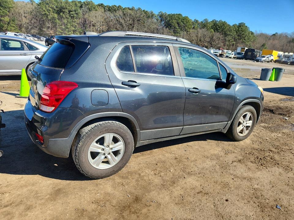 Photo 3 from auction – 2019 CHEVROLET TRAX 1LT with VIN 3GNCJLSB3KL122827