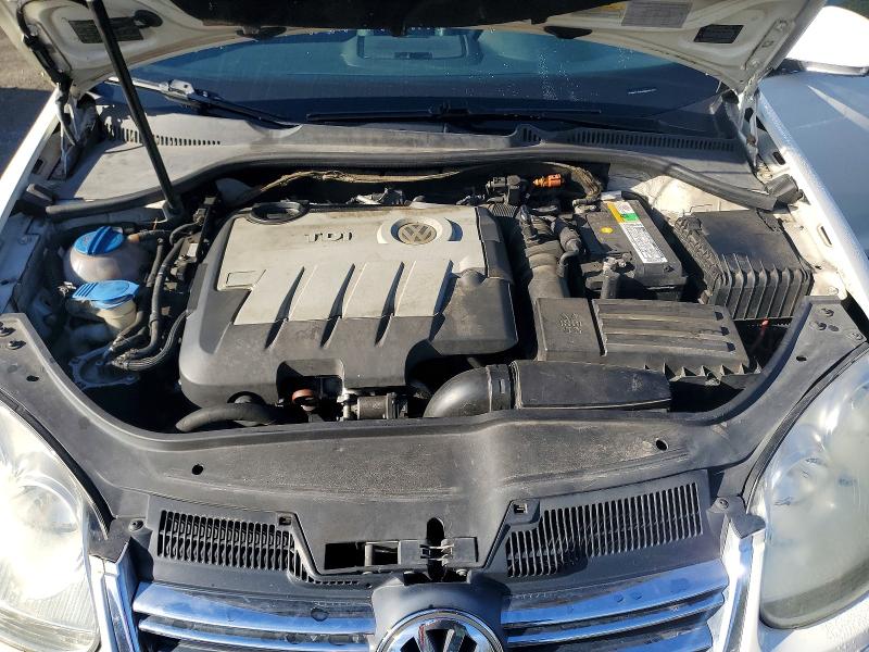Photo 11 from auction – 2009 VOLKSWAGEN JETTA with VIN 3VWCL71K69M001772