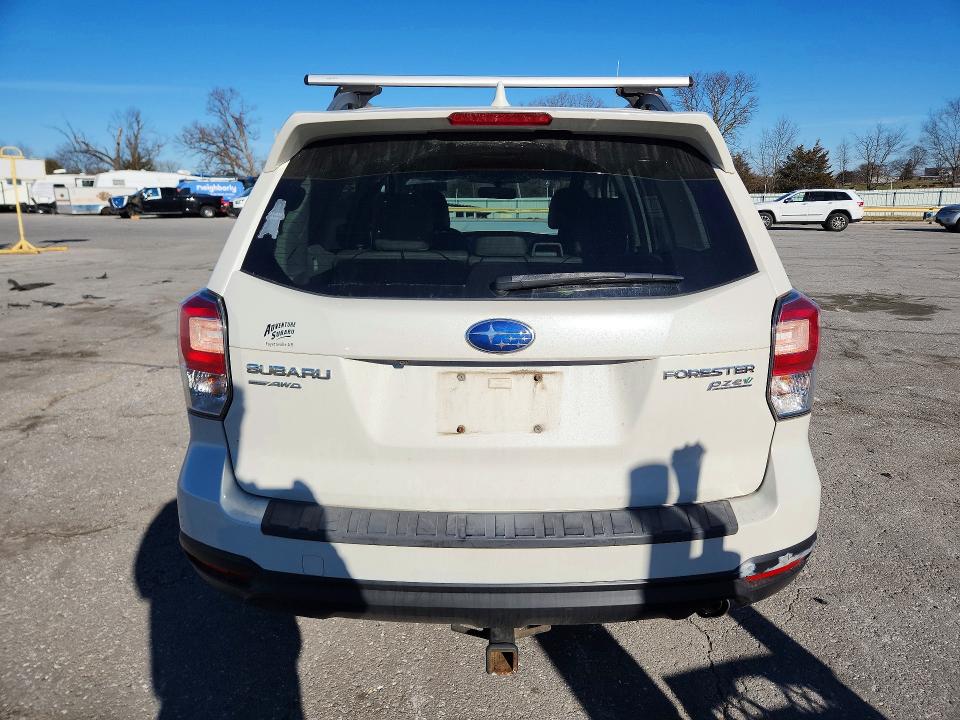 Photo 6 from auction – 2017 SUBARU FORESTER with VIN JF2SJAJC2HH403576