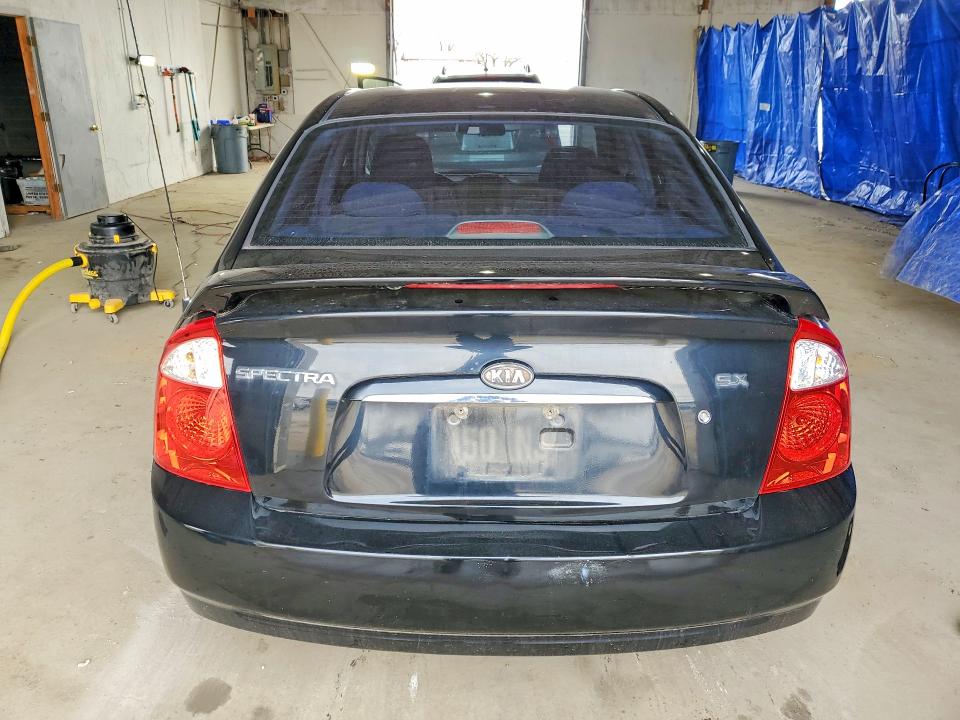Photo 6 from auction – 2006 KIA SPECTRA LX with VIN KNAFE121465291960