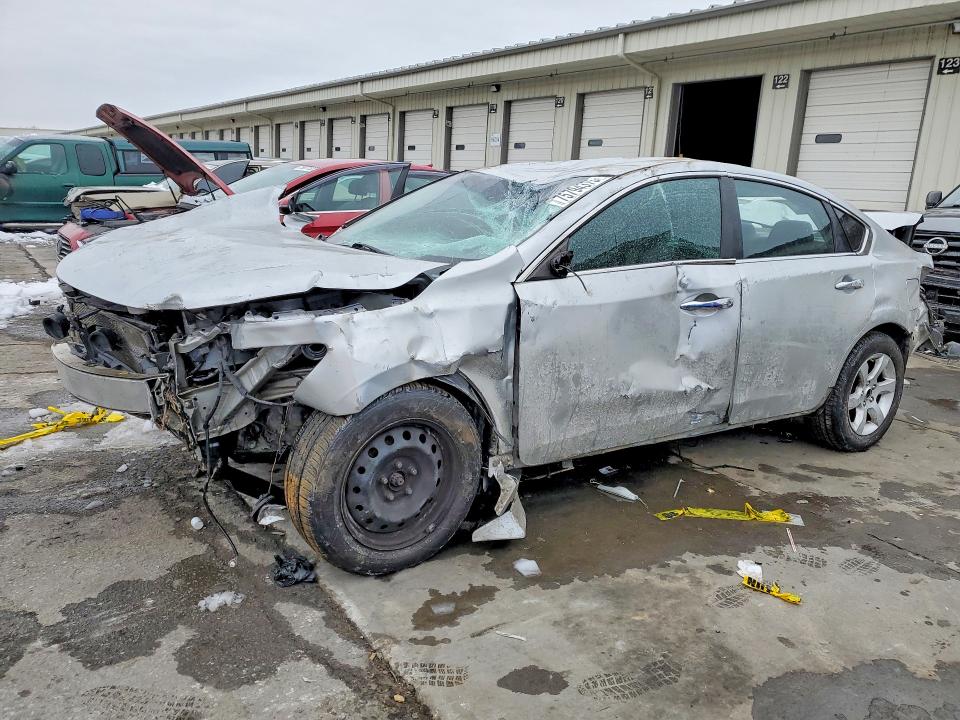 NISSAN ALTIMA 2.5 2014 with VIN 1N4AL3AP8EN345205 - Photo from auction