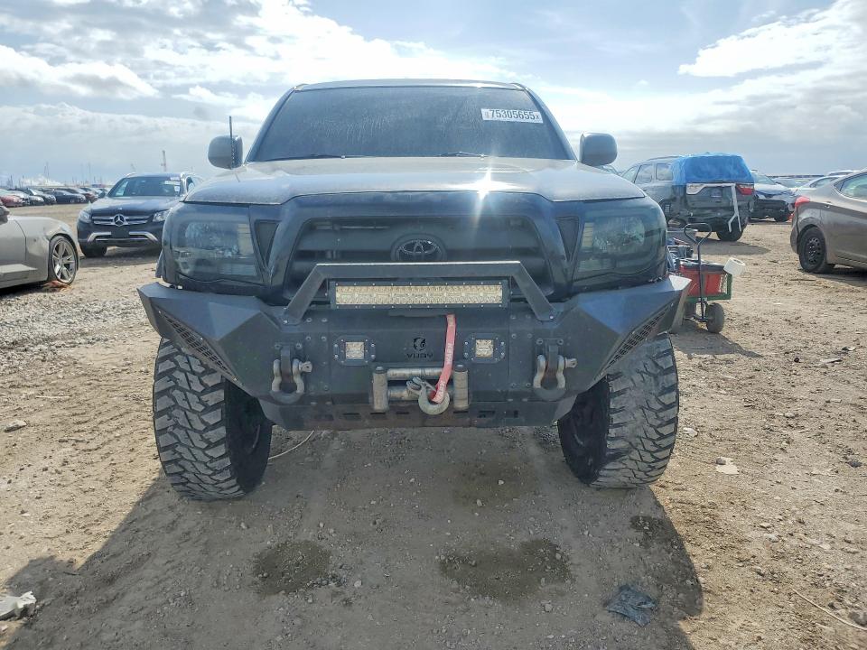 Photo 5 from auction – 2011 TOYOTA TACOMA with VIN 5TFLU4EN8BX016678
