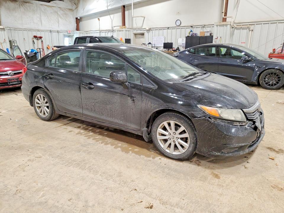 Photo 4 from auction – 2012 HONDA CIVIC with VIN 2HGFB2F88CH309228