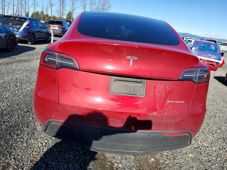 Photo 6 from auction – 2022 TESLA MODEL Y with VIN 7SAYGAEE4NF560706