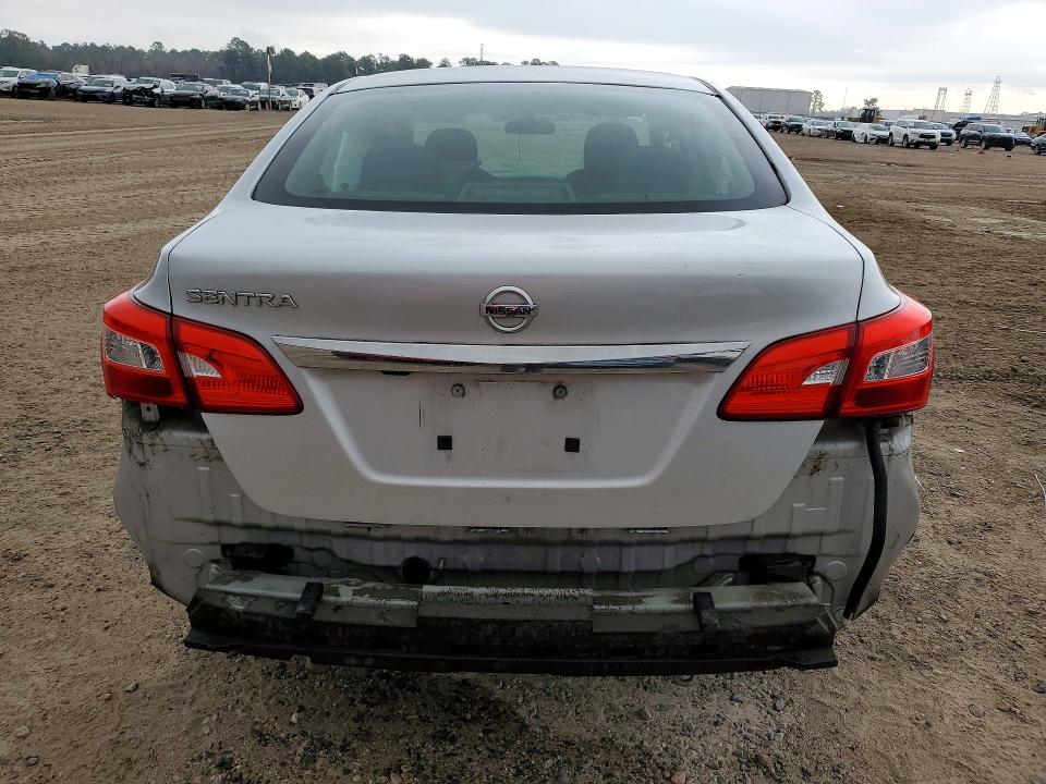 Photo 6 from auction – 2019 NISSAN SENTRA S with VIN 3N1AB7AP1KY382943