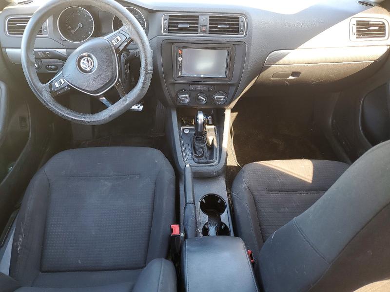 Photo 8 from auction – 2015 VOLKSWAGEN JETTA with VIN 3VWD07AJ0FM413492