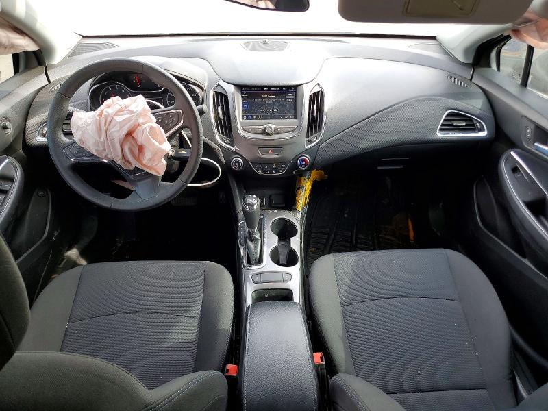 Photo 8 from auction – 2019 CHEVROLET CRUZE with VIN 1G1BE5SM2K7100515