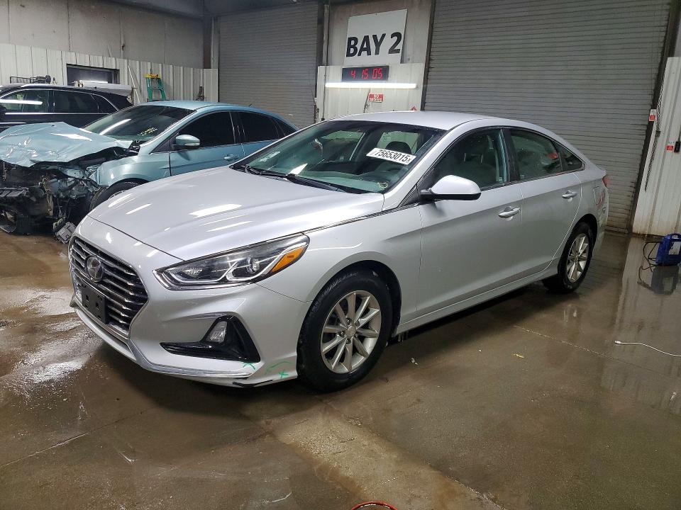 Photo 1 from auction – 2019 HYUNDAI SONATA SE with VIN 5NPE24AFXKH753065