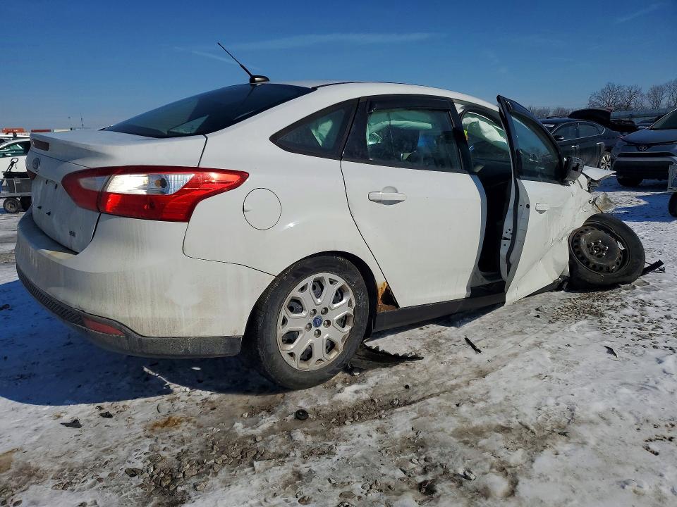 Photo 3 from auction – 2012 FORD FOCUS with VIN 1FAHP3F2XCL192206
