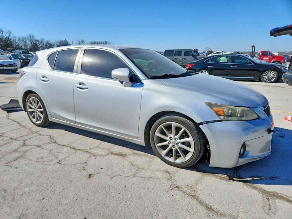 Photo 4 from auction – 2012 LEXUS CT 200 with VIN JTHKD5BH0C2118800
