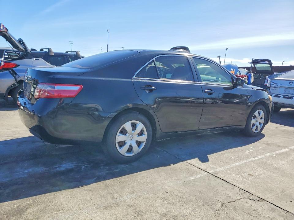 Photo 3 from auction – 2007 TOYOTA CAMRY with VIN 4T1BE46K97U079287