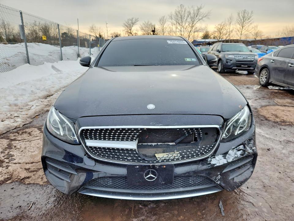 Photo 5 from auction – 2017 MERCEDES-BENZ E 300 4MAT with VIN WDDZF4KB5HA221195