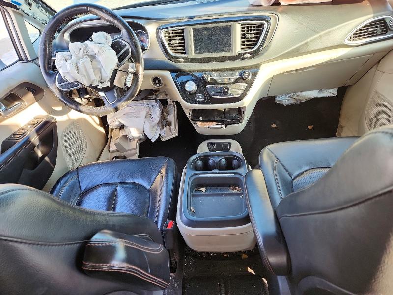 Photo 8 from auction – 2020 CHRYSLER PACIFICA T with VIN 2C4RC1BG0LR280432