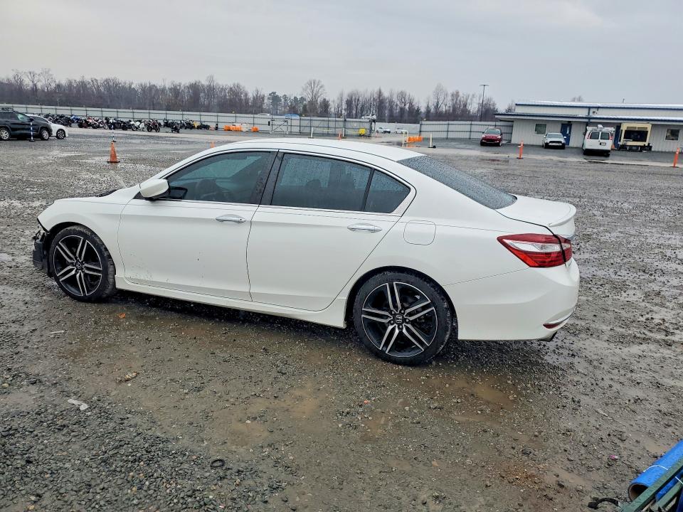 Photo 2 from auction – 2016 HONDA ACCORD with VIN 1HGCR2F57GA157595