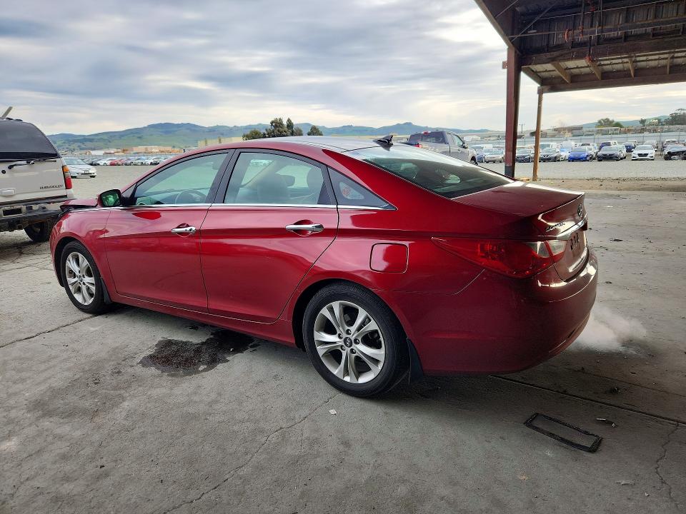 Photo 2 from auction – 2012 HYUNDAI SONATA SE with VIN 5NPEC4AC6CH424139