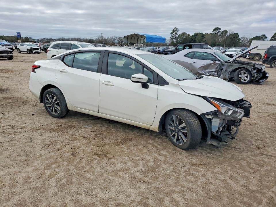Photo 4 from auction – 2020 NISSAN VERSA with VIN 3N1CN8EV2LL844763