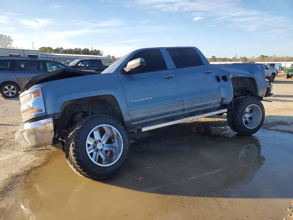 CHEVROLET SILVERADO 2016 with VIN 3GCPCREC4GG153502 - Photo from auction