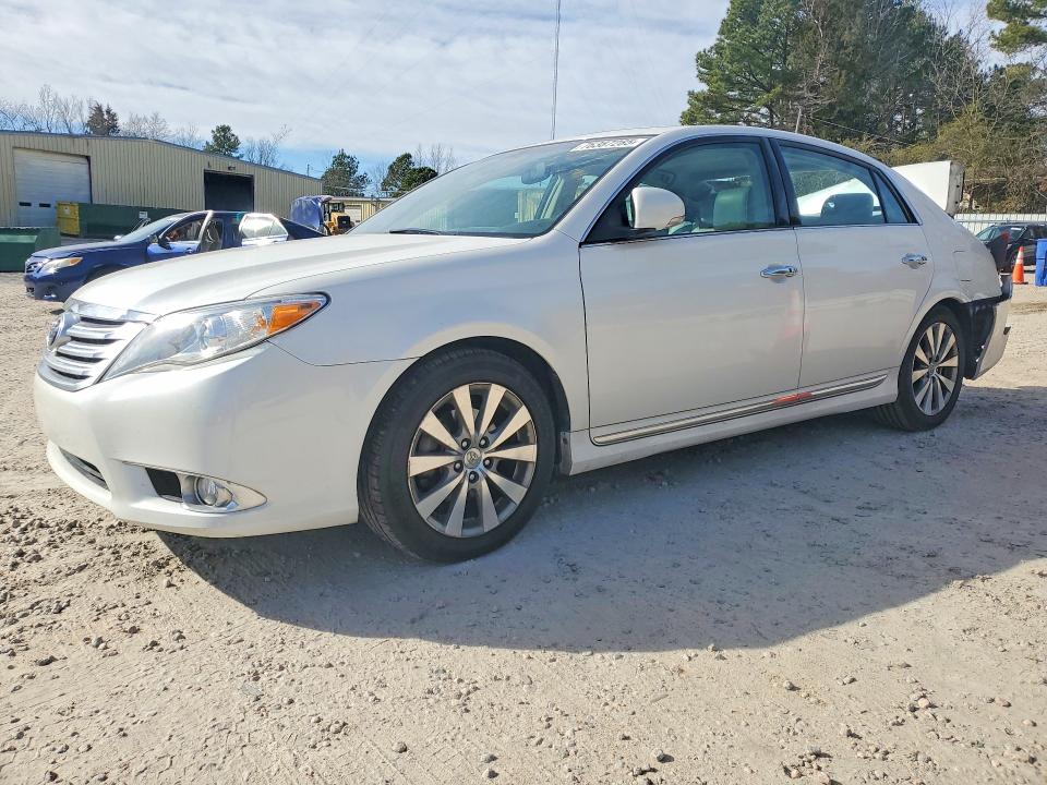 TOYOTA AVALLON 2011 with VIN 4T1BK3DB6BU401091 - Photo from auction