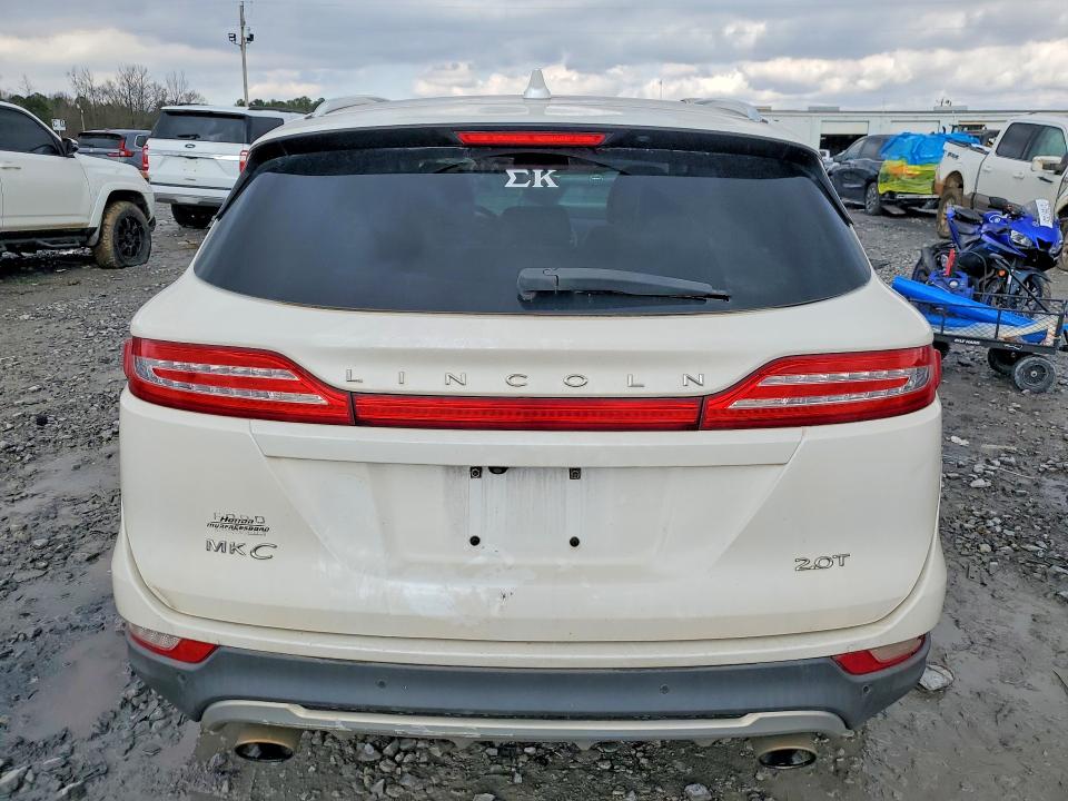 Photo 6 from auction – 2017 LINCOLN MKC RESERV with VIN 5LMCJ3C98HUL56313