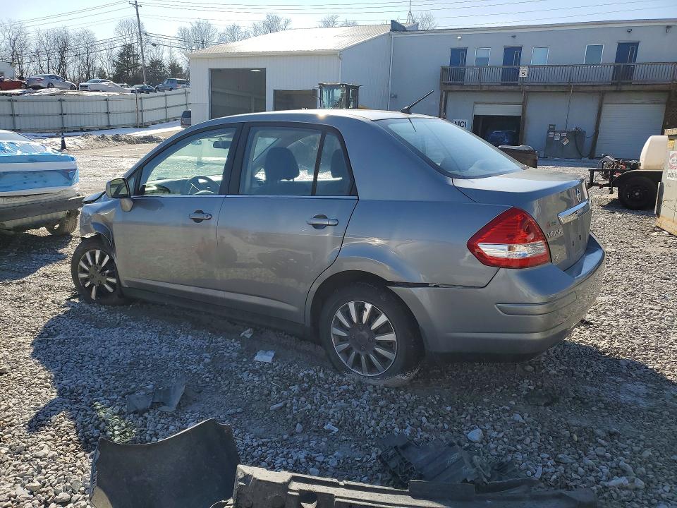 Photo 2 from auction – 2008 NISSAN VERSA with VIN 3N1BC11E88L402236