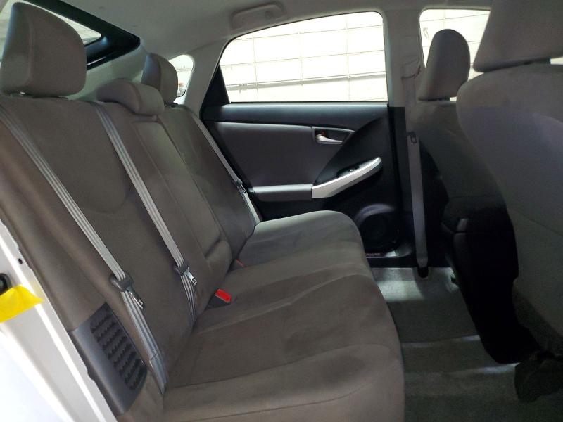 Photo 10 from auction – 2015 TOYOTA PRIUS with VIN JTDKN3DU9F0440008
