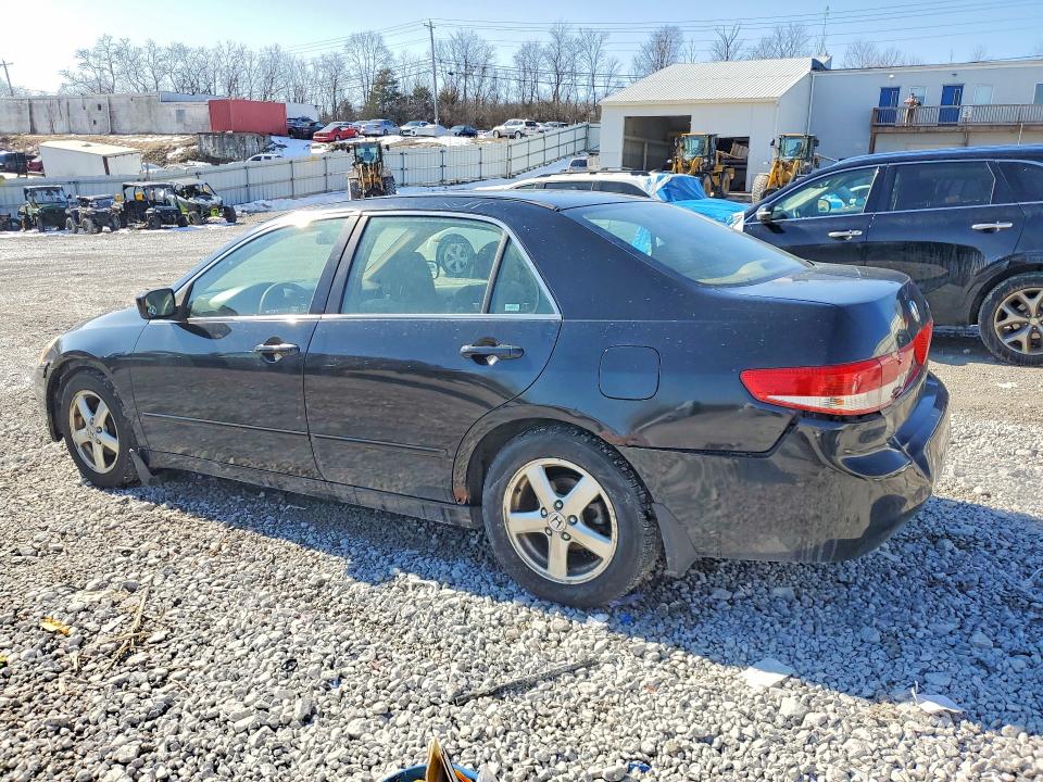 Photo 2 from auction – 2003 HONDA ACCORD with VIN JHMCM56603C003301