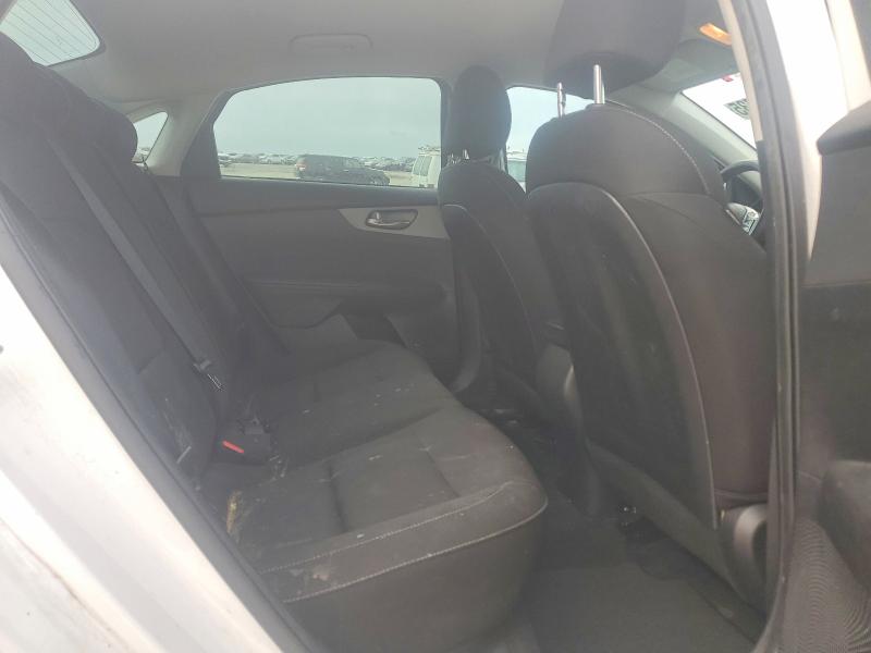 Photo 10 from auction – 2021 KIA FORTE with VIN 3KPF24AD4ME334459