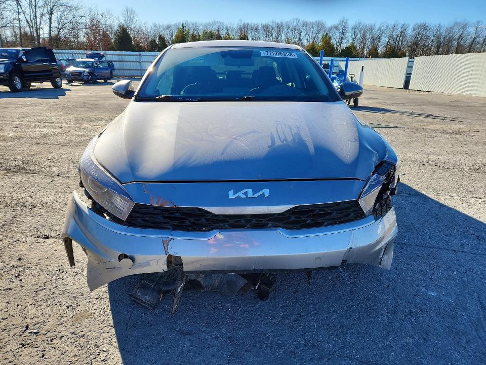 Photo 5 from auction – 2023 KIA FORTE with VIN 3KPF24AD3PE653324