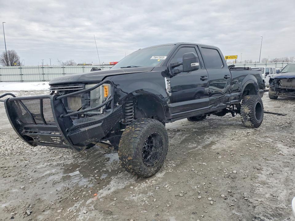 FORD F250 2017 with VIN 1FT7W2BT1HEC96063 - Photo from auction