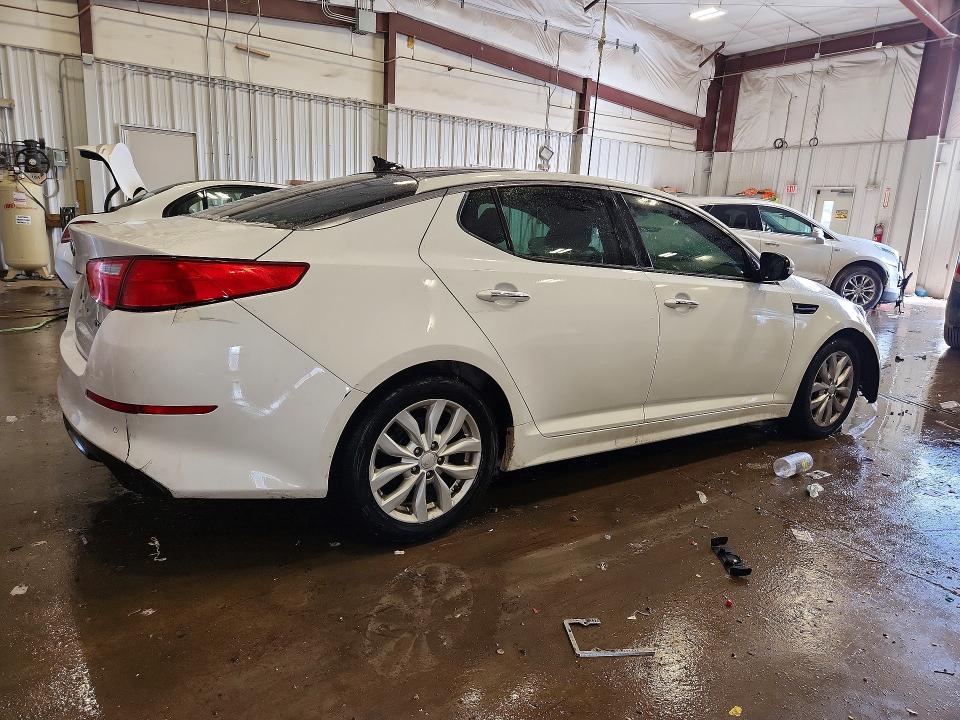 Photo 3 from auction – 2015 KIA OPTIMA EX with VIN 5XXGN4A77FG497655