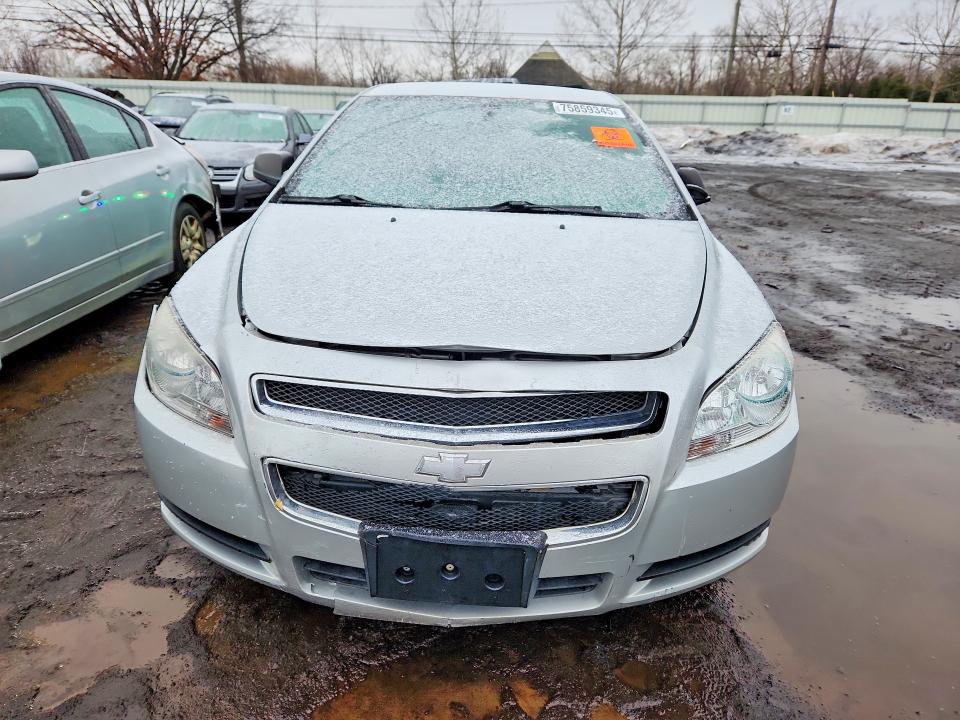 Photo 5 from auction – 2010 CHEVROLET MALIBU with VIN 1G1ZB5EB4AF309597