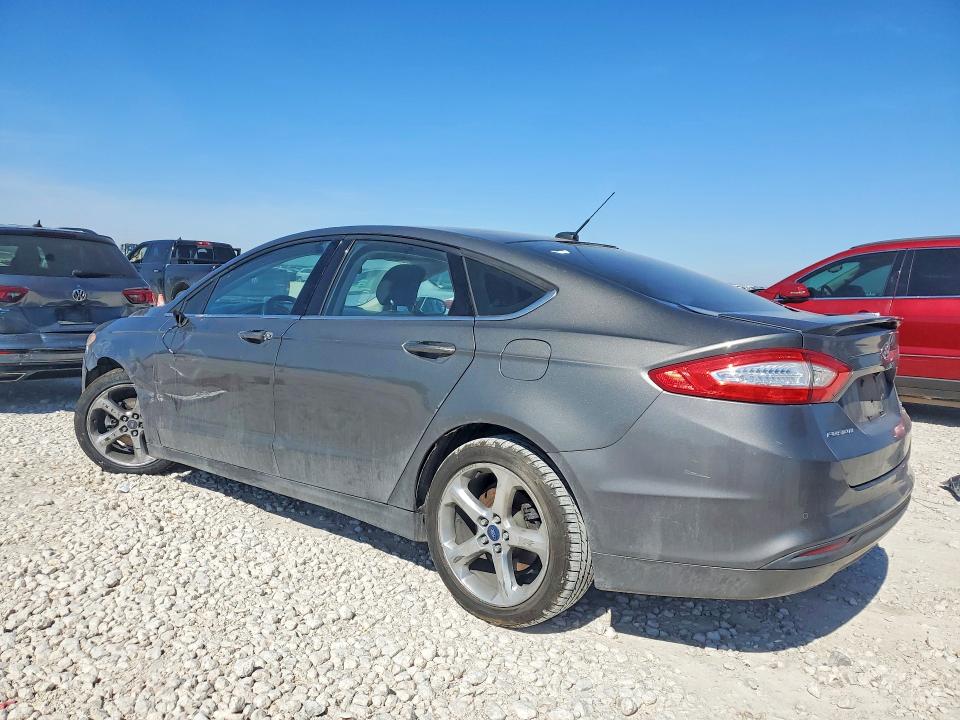Photo 2 from auction – 2013 FORD FUSION with VIN 3FA6P0HR2DR378647