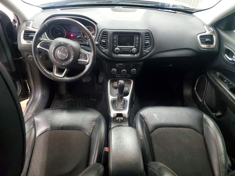 Photo 8 from auction – 2018 JEEP COMPASS with VIN 3C4NJDBB4JT261662