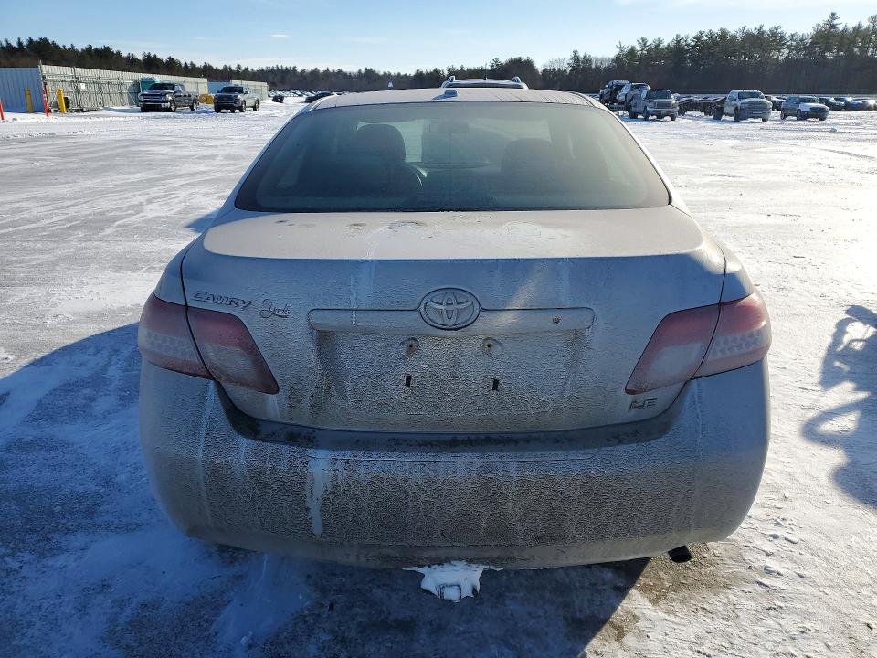 Photo 6 from auction – 2011 TOYOTA CAMRY with VIN 4T1BF3EK7BU753616
