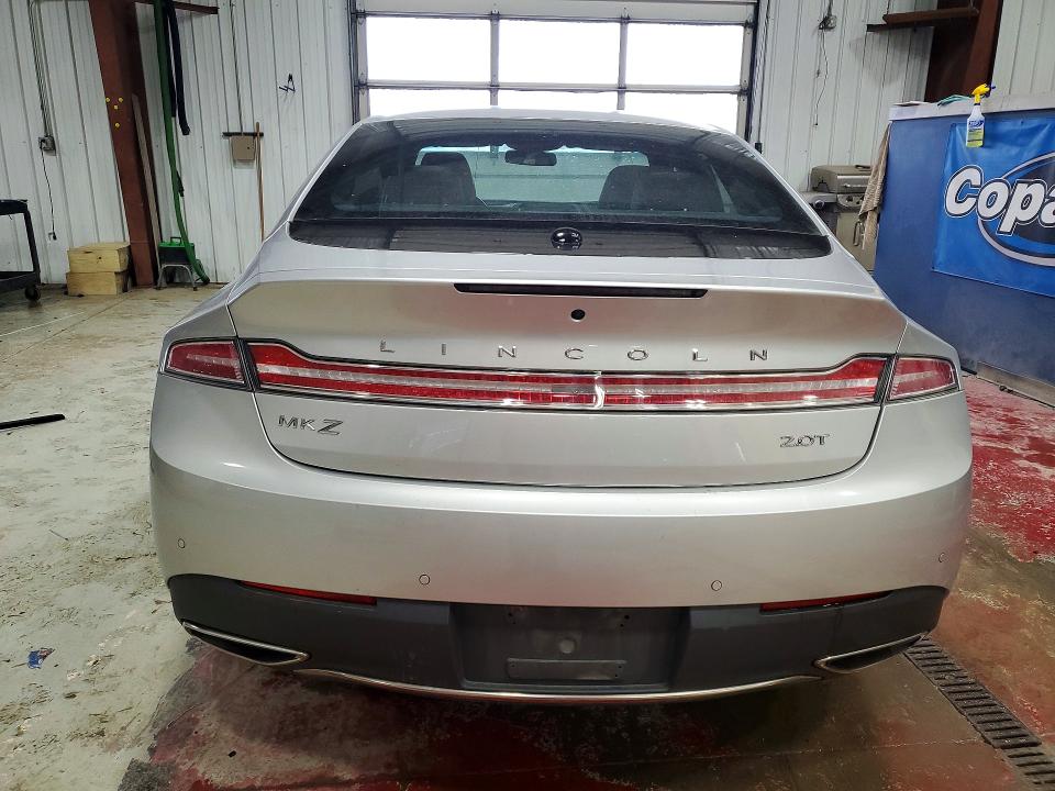 Photo 6 from auction – 2019 LINCOLN MKZ with VIN 3LN6L5C9XKR628932