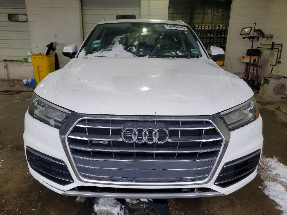 Photo 5 from auction – 2018 AUDI Q5 PREMIUM with VIN WA1ANAFY6J2013912