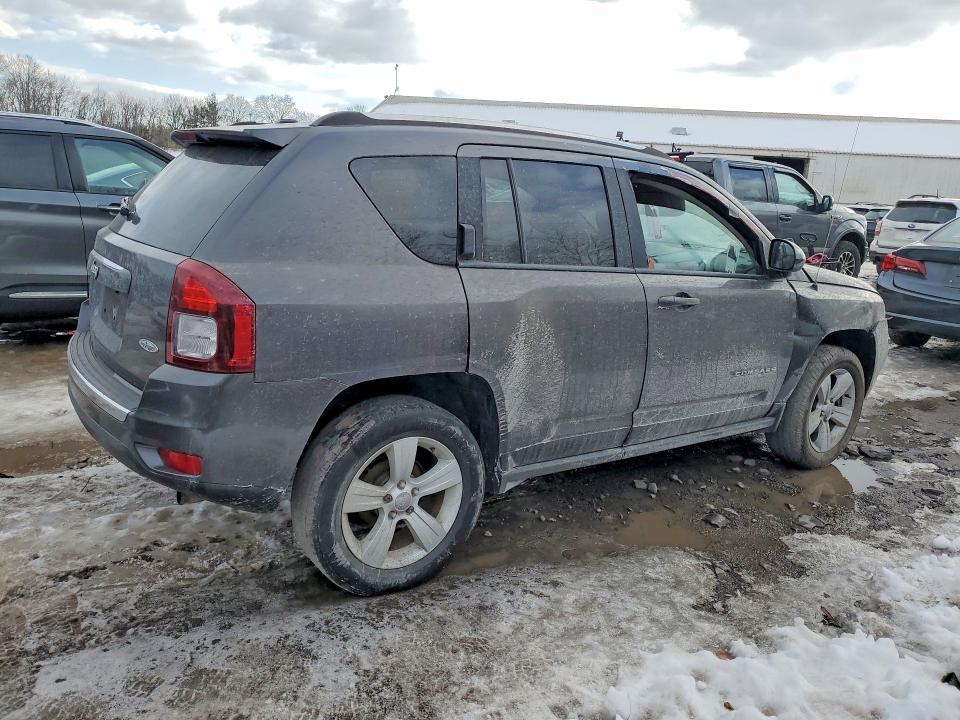 Photo 3 from auction – 2015 JEEP COMPASS with VIN 1C4NJDEB2FD109887