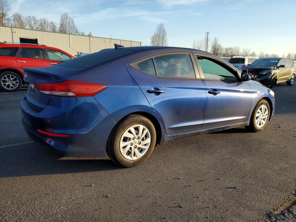 Photo 3 from auction – 2017 HYUNDAI ELANTRA SE with VIN 5NPD74LF6HH088538