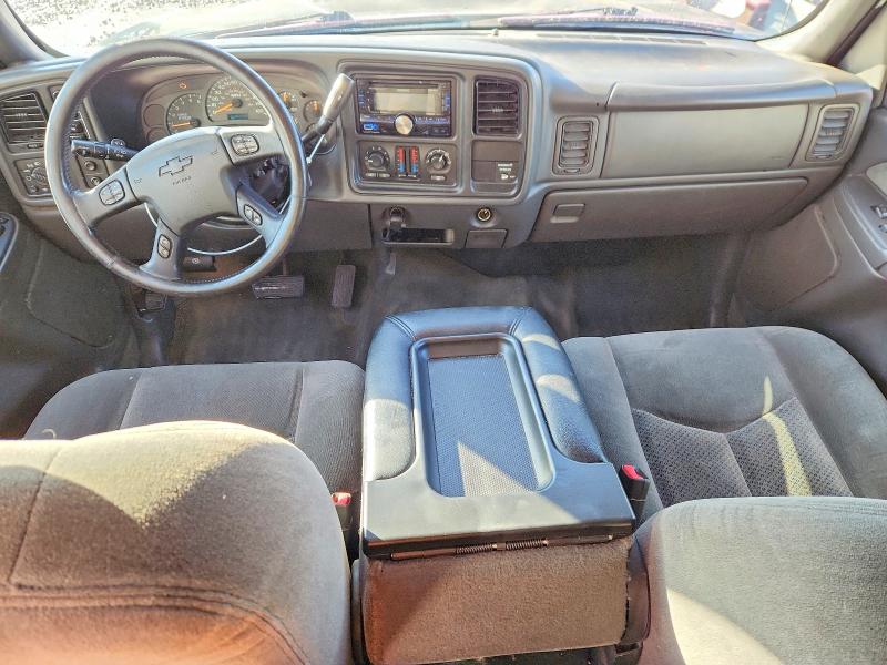 Photo 8 from auction – 2003 CHEVROLET SILVERADO with VIN 2GCEK19T531229818