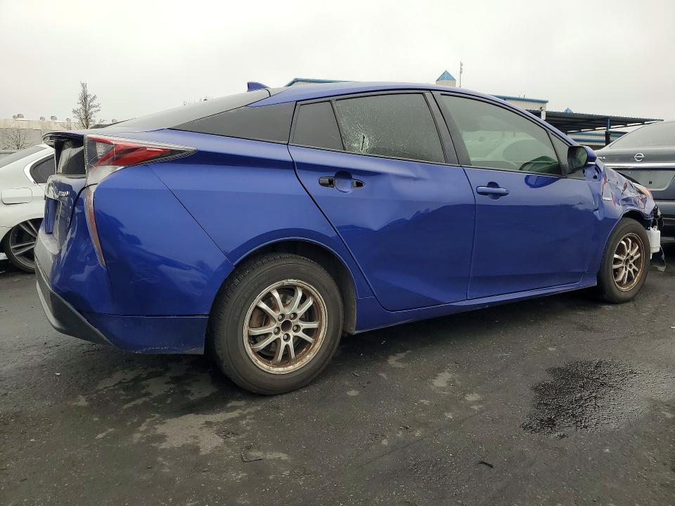 Photo 3 from auction – 2017 TOYOTA PRIUS with VIN JTDKBRFU4H3539782